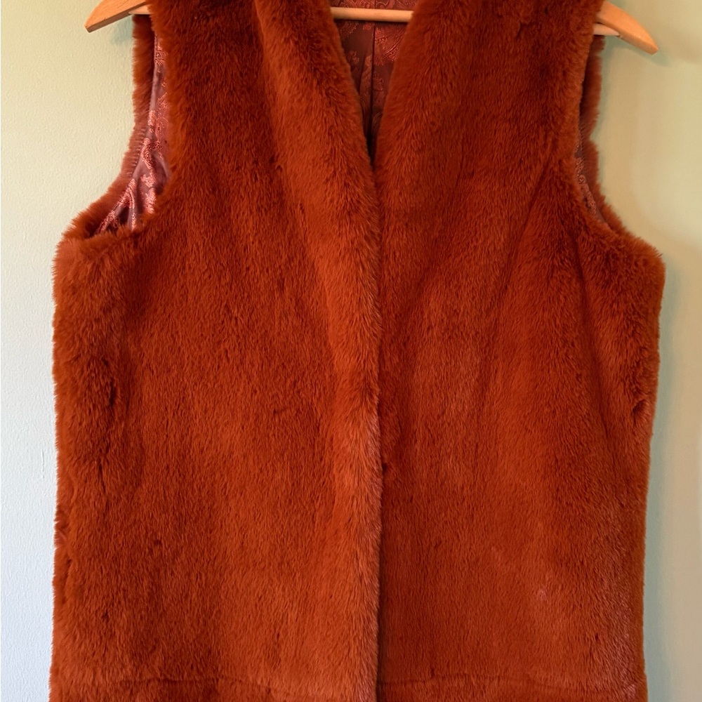 Soft Surroundings Rust Faux Fur Vest Medium.  Super luxurious and rabbit soft